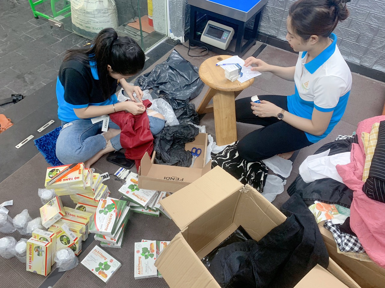 Sao Mai Express nhận vận chuyển đi Mỹ các loại thuốc tây, dược liệu 